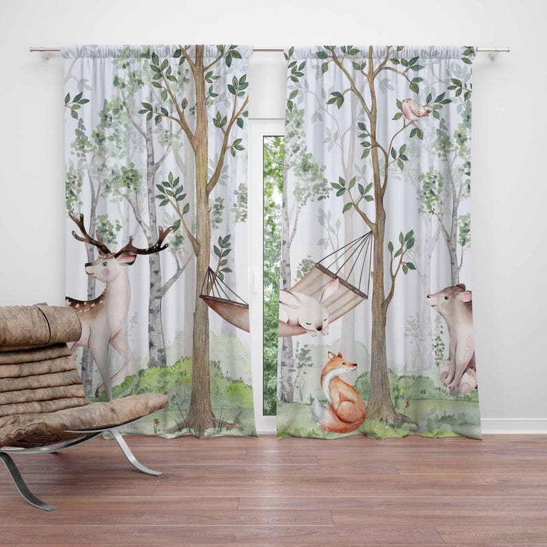 Baby Nursery Curtains - 森の動物カーテン子供の寝室のカーテンプレイルームブラック保育園の装飾ベビールームのカーテン寝室リビングルームのカーテン