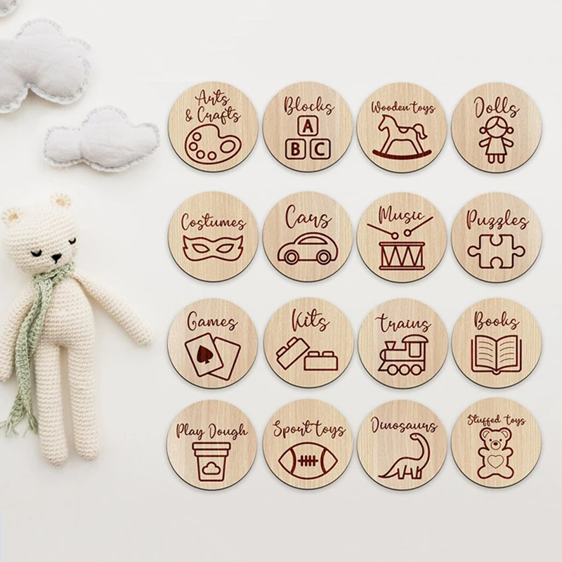 Baby Nursery Items - 木製収納タグ 保育園装飾用収納ラベル イラスト付き プレイルームおもちゃサイン ラウンド型セット