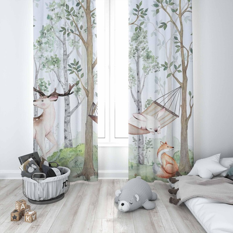 森の動物カーテン子供の寝室のカーテンプレイルームブラック保育 - Baby Nursery Curtains のレビューと価格