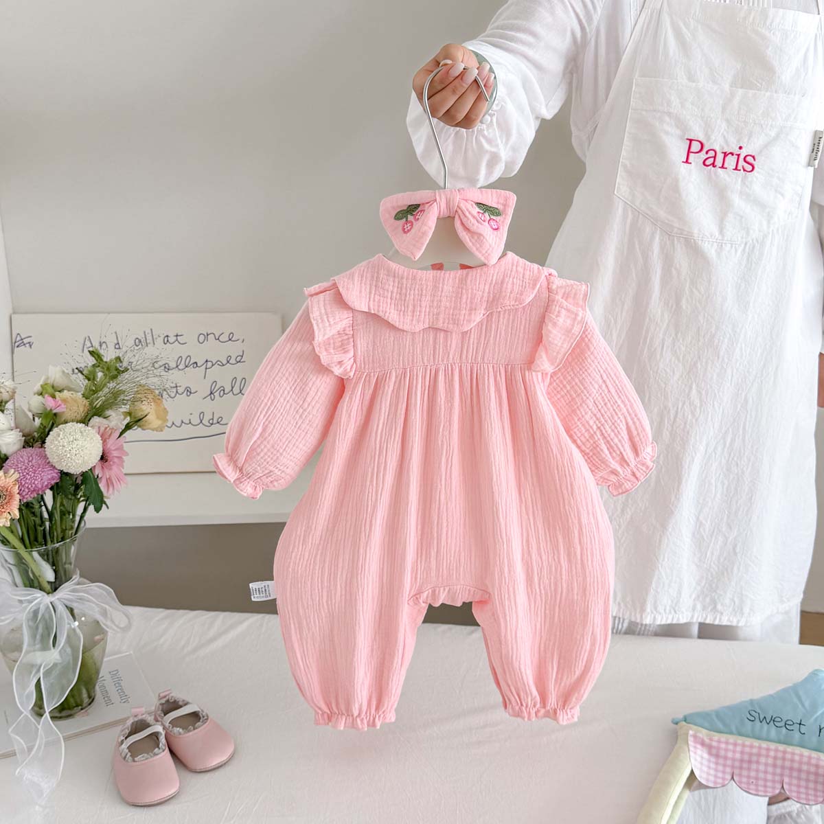 新生児女の子春秋ガーゼロンパースお揃いのリボンフリル襟桜刺繍 - Baby Nursery Embroidery のレビューと価格